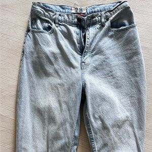 Free People CRVY Straight Shooter Mid Rise Jeans US 28